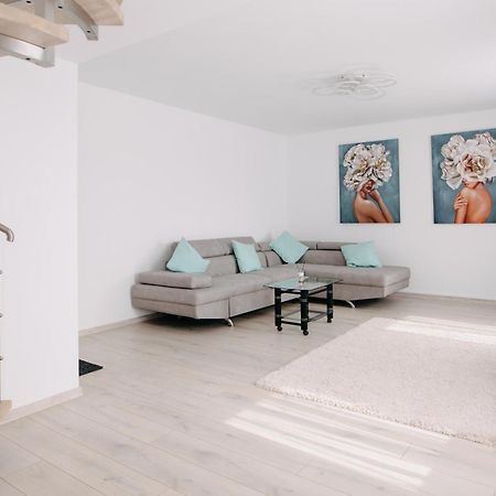 Stepo Sunset Apartman Bukarest Kültér fotó