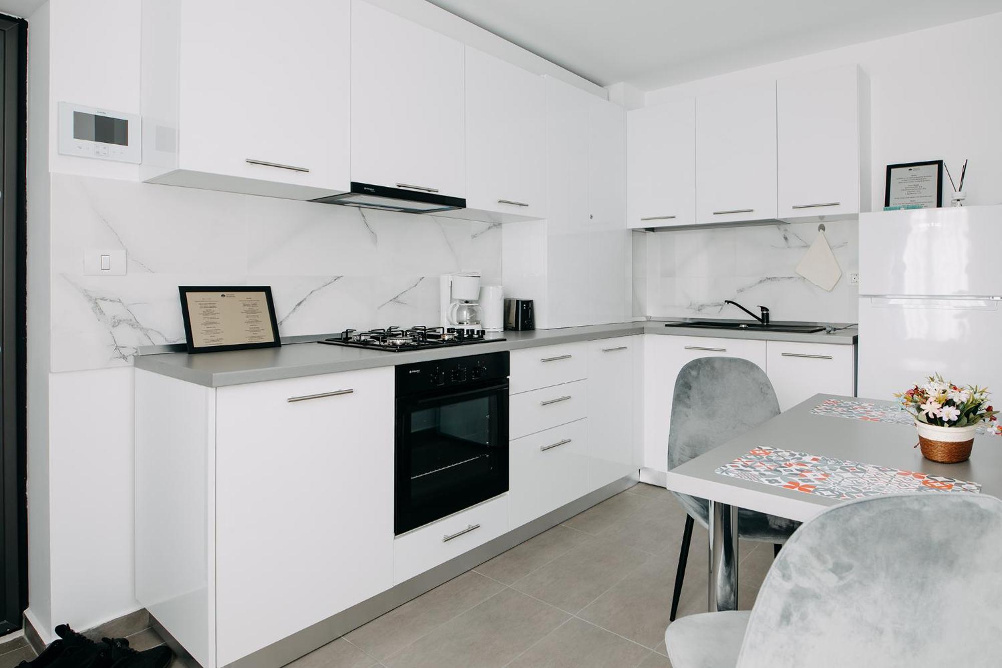 Stepo Sunset Apartman Bukarest Kültér fotó
